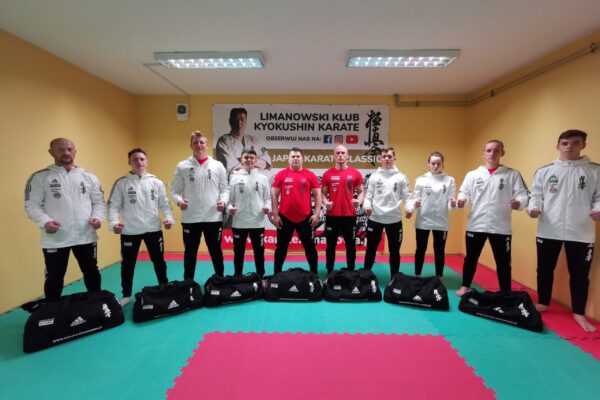 Dresy oraz torby kadrowe