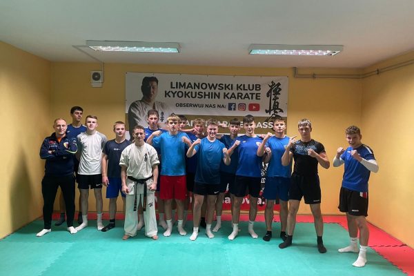 Zajęcia Karate dla juniorów młodszych MKS Limanovia